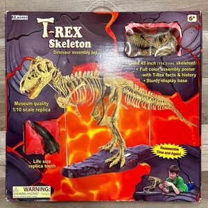 Vintage Giant TREX Skeleton Assembly Set 45” inches tall Model NIB